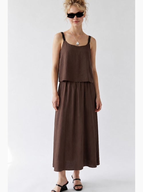 Robe maxi sans manches à coupe trapèze et col carré mixray - Kiabi Robe maxi sans manches à coupe trapèze et col carré mixray - Kiabi