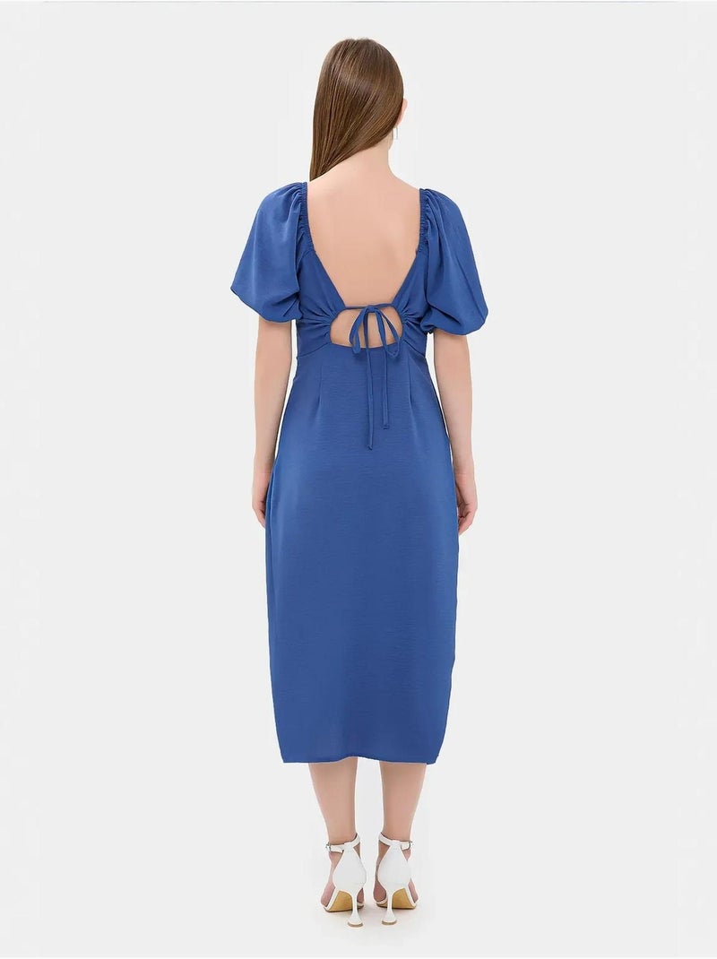 Robe mi-longue à col en cœur et fente latérale Bleu cobalt - Kiabi