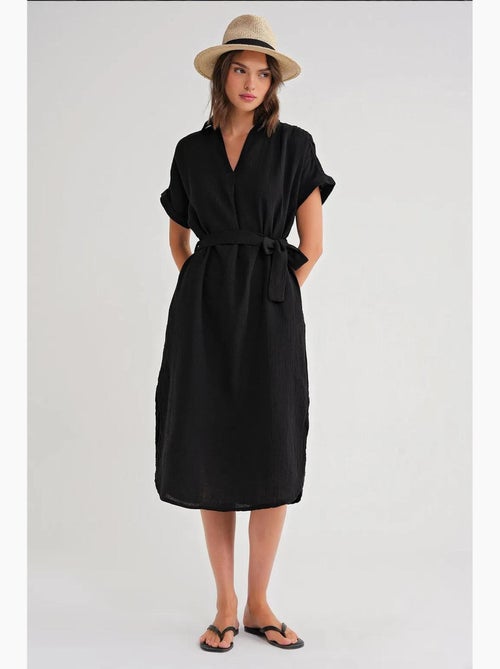 Robe mi-longue à col en v et détails accessoires mixray - Kiabi Robe mi-longue à col en v et détails accessoires mixray - Kiabi
