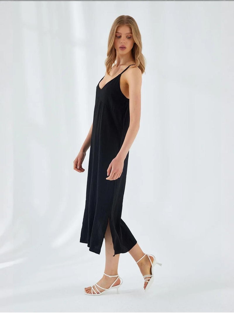 Robe mi-longue à col en v et fente mixray Noir - Kiabi