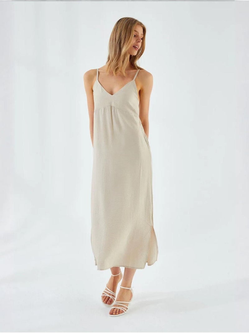 Robe mi-longue à col en v et fente mixray Sable - Kiabi