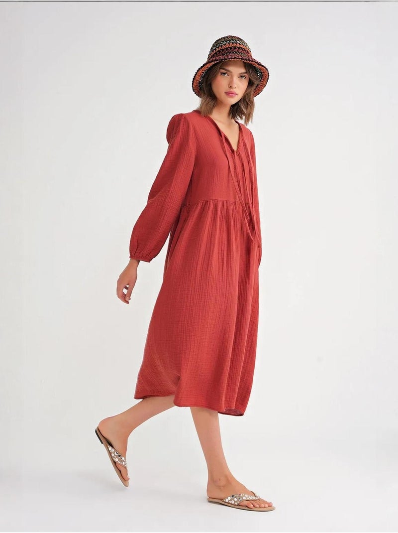 Robe mi-longue ample à col en v et fermeture à nouer mixray Rouge foncé - Kiabi