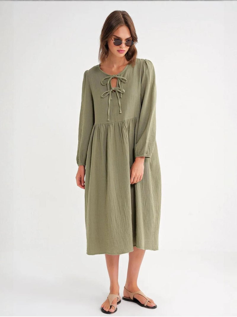 Robe mi-longue ample à col en v et fermeture à nouer mixray Vert pastel - Kiabi
