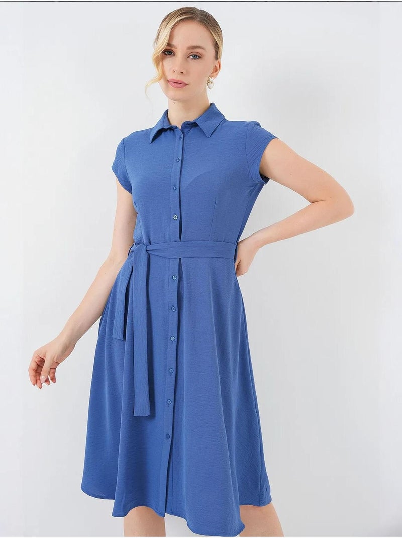 Robe mi-longue boutonnée à col chemise et coupe a avec détails de reliure bdart Bleu lagon - Kiabi