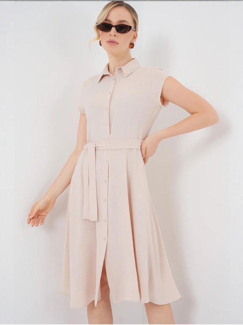 Robe mi-longue boutonnée à col chemise et coupe a avec détails de reliure bdart Crème - Kiabi