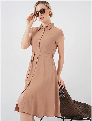 Robe mi-longue boutonnée à col chemise et coupe a avec détails de reliure bdart