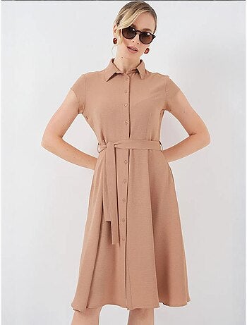 Robe mi-longue boutonnée à col chemise et coupe a avec détails de reliure bdart