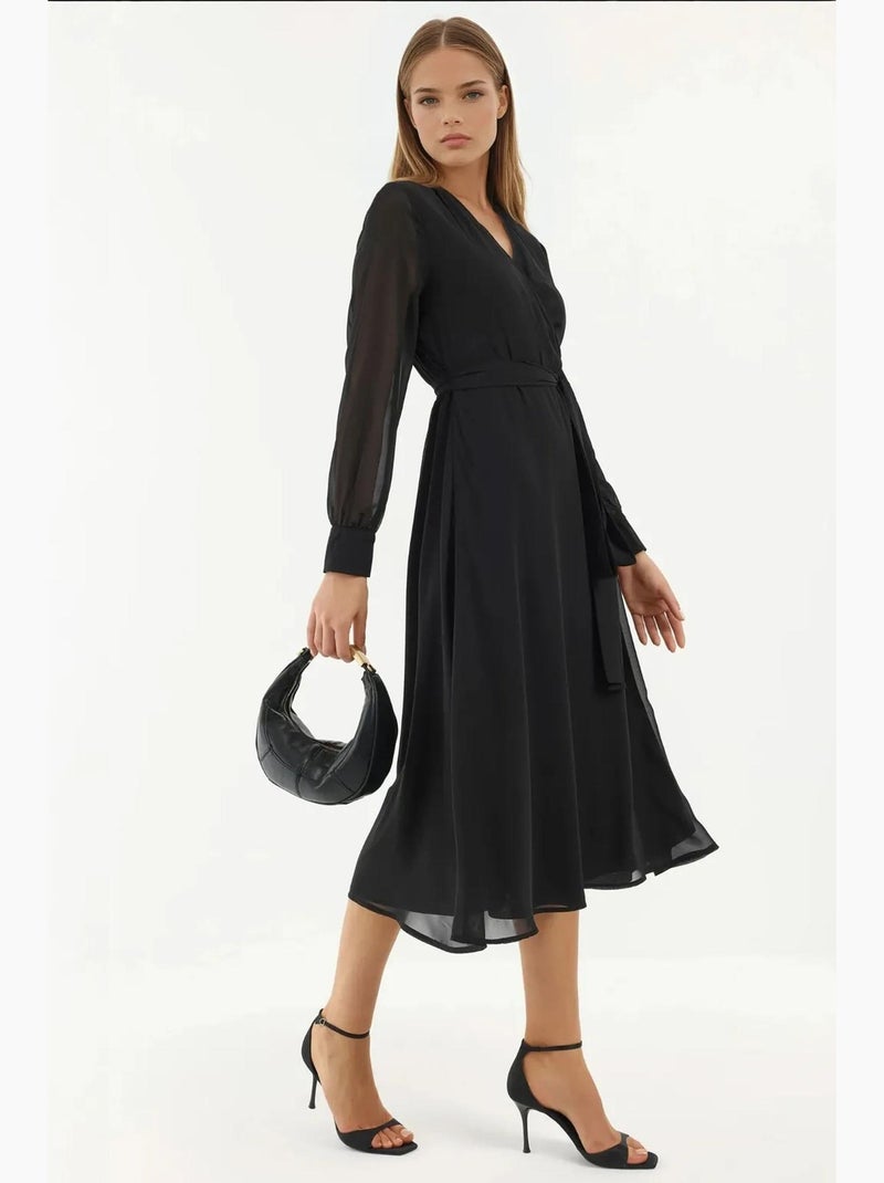 Robe mi-longue coupe a à col en v hiccup Noir - Kiabi