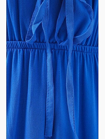 Robe mi-longue coupe a avec col en v et détails de reliure bdart