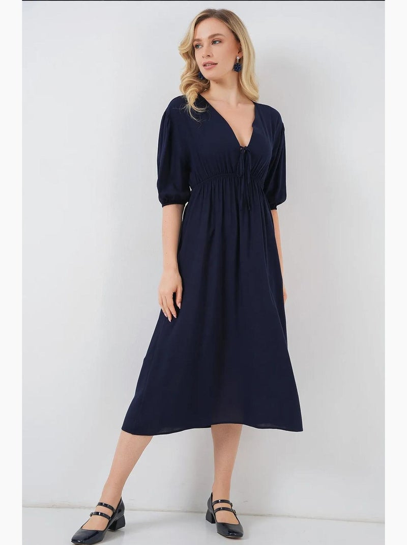 Robe mi-longue coupe a avec col en v et détails de reliure bdart Bleu marine - Kiabi