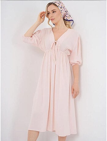 Robe mi-longue coupe a avec col en v et détails de reliure bdart