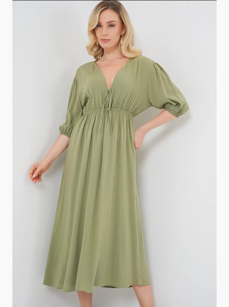 Robe mi-longue coupe a avec col en v et détails de reliure bdart Vert foncé - Kiabi