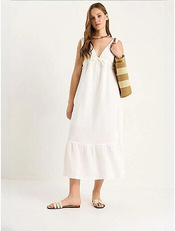 Robe mi-longue coupe a avec col en v et détails de reliure lucci