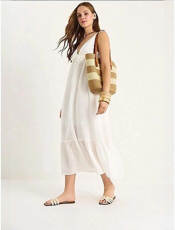 Robe mi-longue coupe a avec col en v et détails de reliure lucci