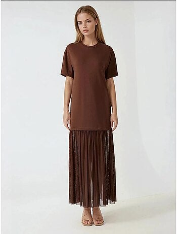 Robe mi-longue coupe confortable avec jupe en tulle collection pika