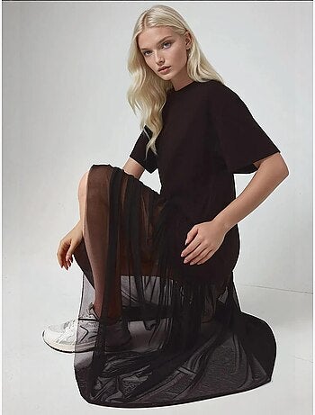Robe mi-longue coupe confortable avec jupe en tulle collection pika