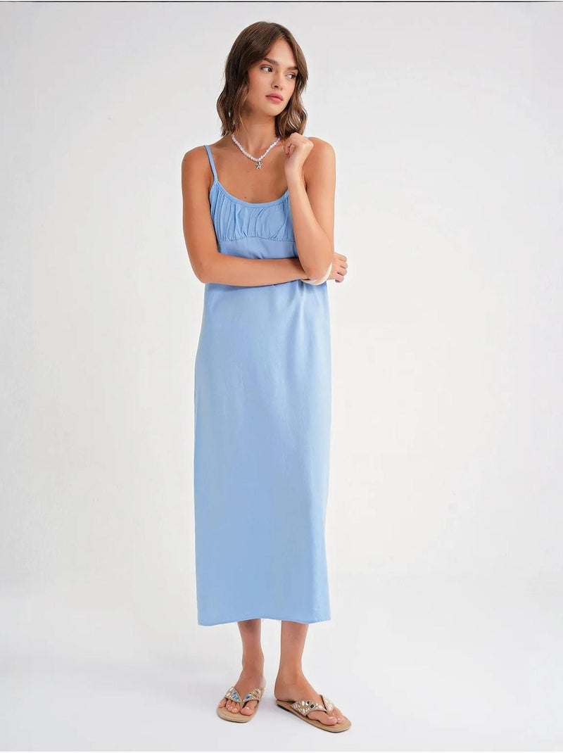 Robe mi-longue décontractée avec col carré et détails à volants mixray Bleu ciel - Kiabi