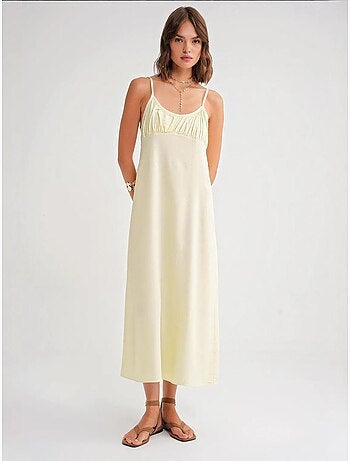 Robe mi-longue décontractée avec col carré et détails à volants mixray
