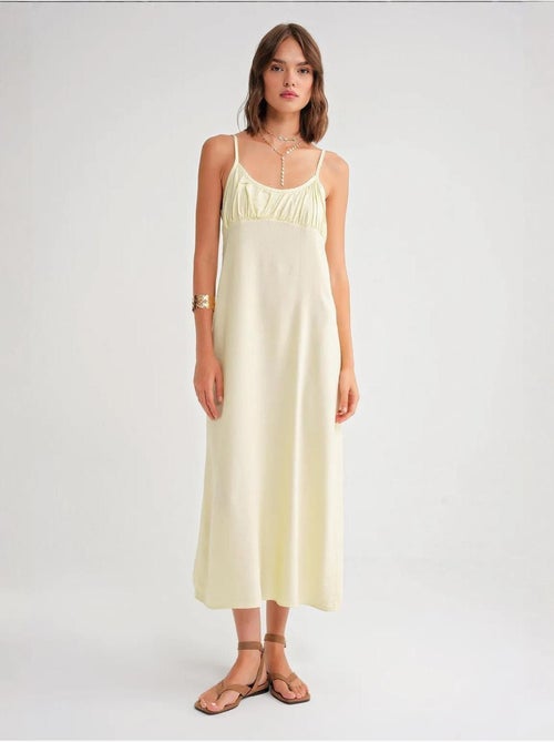 Robe mi-longue décontractée avec col carré et détails à volants mixray - Kiabi