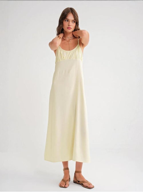 Robe mi-longue décontractée avec col carré et détails à volants mixray - Kiabi