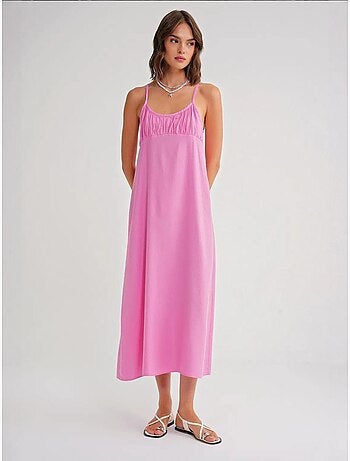 Robe mi-longue décontractée avec col carré et détails à volants mixray