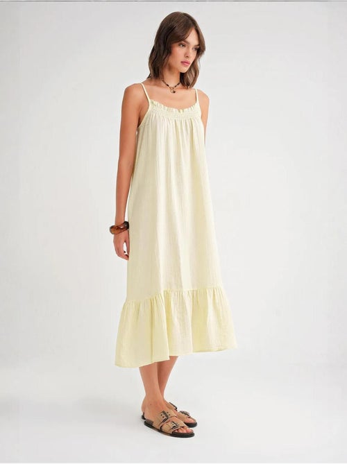 Robe mi-longue en coton avec détails à volants mixray - Kiabi Robe mi-longue en coton avec détails à volants mixray - Kiabi