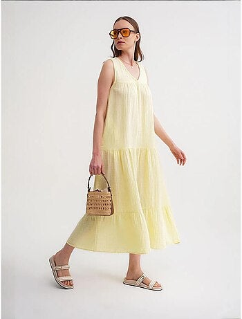 Robe mi-longue en mousseline sans manches à col en v et poches mixray