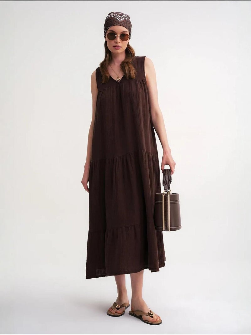 Robe mi-longue en mousseline sans manches à col en v et poches mixray Marron foncé - Kiabi