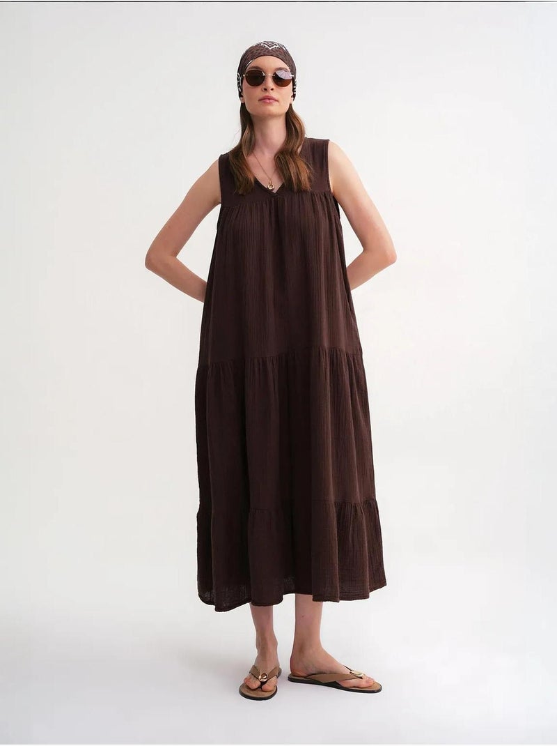 Robe mi-longue en mousseline sans manches à col en v et poches mixray Marron foncé - Kiabi
