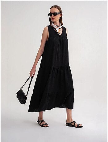 Robe mi-longue en mousseline sans manches à col en v et poches mixray