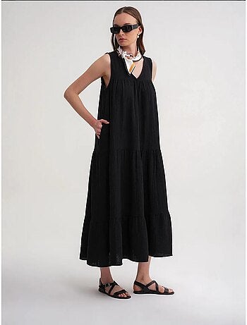 Robe mi-longue en mousseline sans manches à col en v et poches mixray