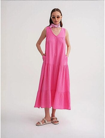 Robe mi-longue en mousseline sans manches à col en v et poches mixray