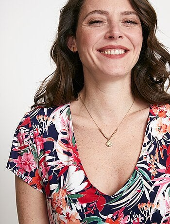 Robe mi-longue évasée col V