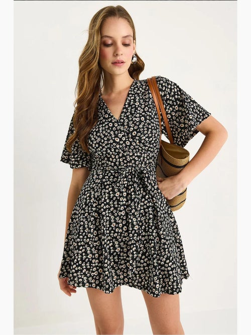 Robe mi-longue fleurie à col en v et fente lucci - Kiabi