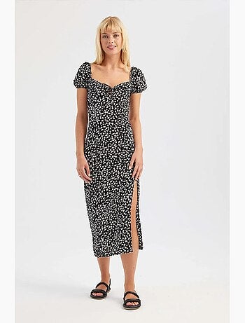 Robe mi-longue fleurie à épaules dénudées et fente latérale hiccup