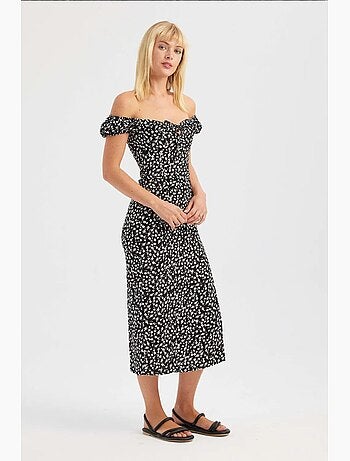 Robe mi-longue fleurie à épaules dénudées et fente latérale hiccup