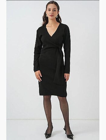 Robe mi-longue moulante avec col en v et fermeture à nouer bdart