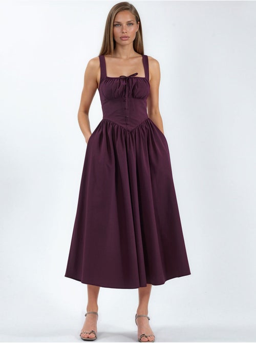 Robe midi à col carré avec détail boutonné busem - Kiabi Robe midi à col carré avec détail boutonné busem - Kiabi