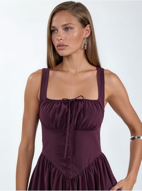 Robe midi à col carré avec détail boutonné busem - Kiabi Robe midi à col carré avec détail boutonné busem - Kiabi