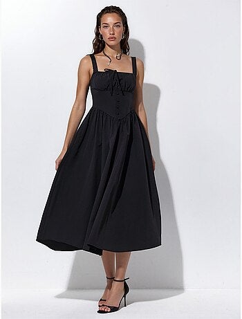Robe midi à col carré avec détail boutonné busem