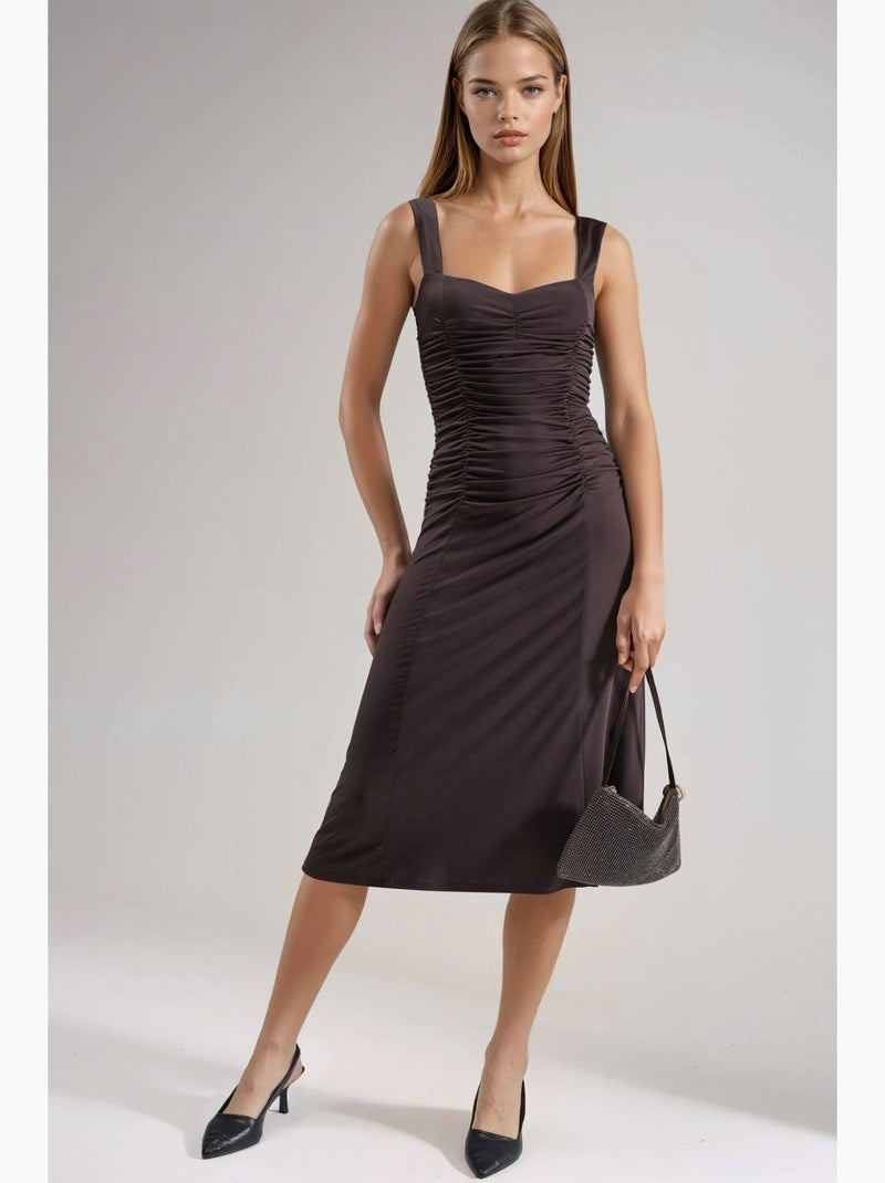 Robe midi à col cœur et coupe trapèze hiccup Marron foncé - Kiabi
