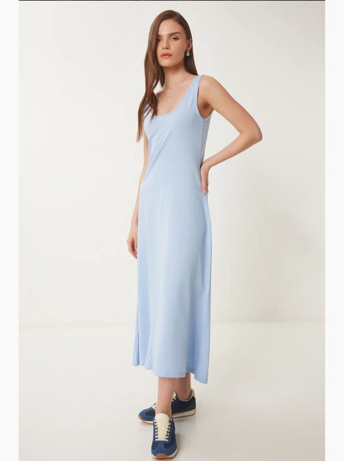 Robe midi à col en u istanbul - Kiabi Robe midi à col en u istanbul - Kiabi