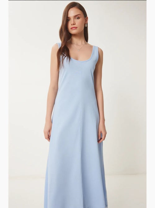 Robe midi à col en u istanbul - Kiabi Robe midi à col en u istanbul - Kiabi