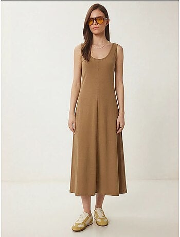 Robe midi à col en u istanbul