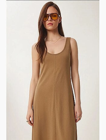 Robe midi à col en u istanbul