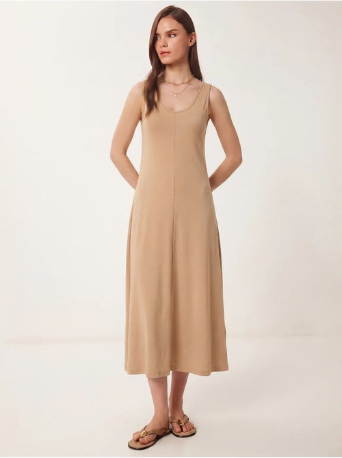 Robe midi à col en u istanbul - Kiabi Robe midi à col en u istanbul - Kiabi