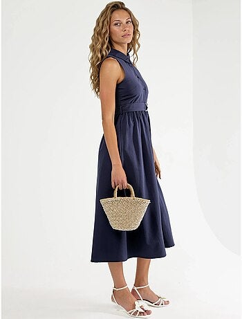 Robe midi à col en v et ceinture busem