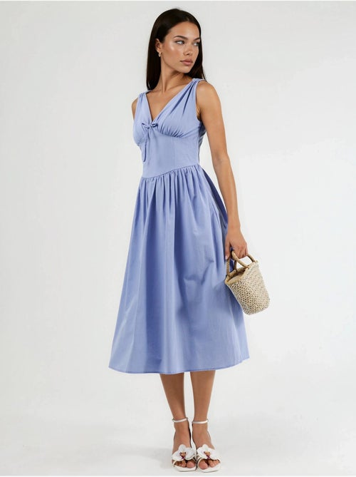 Robe midi à col en v et détail noué busem - Kiabi Robe midi à col en v et détail noué busem - Kiabi