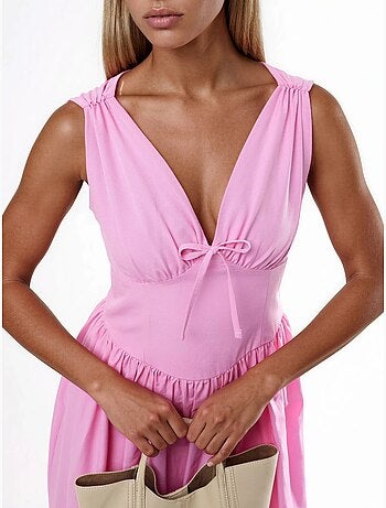 Robe midi à col en v et détail noué busem