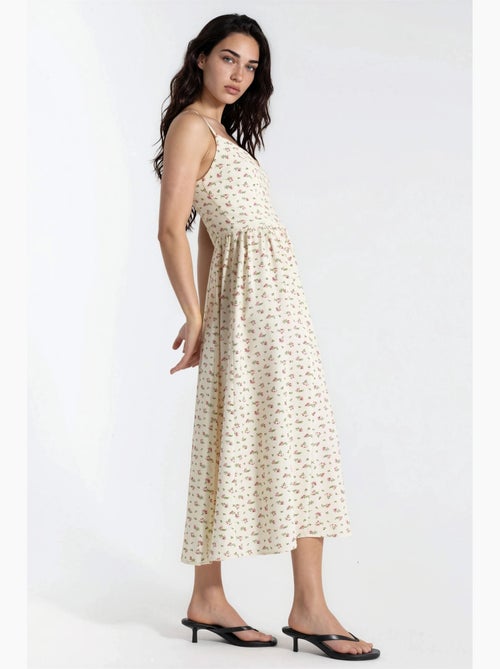 Robe midi à col en v fleurie hiccup - Kiabi Robe midi à col en v fleurie hiccup - Kiabi